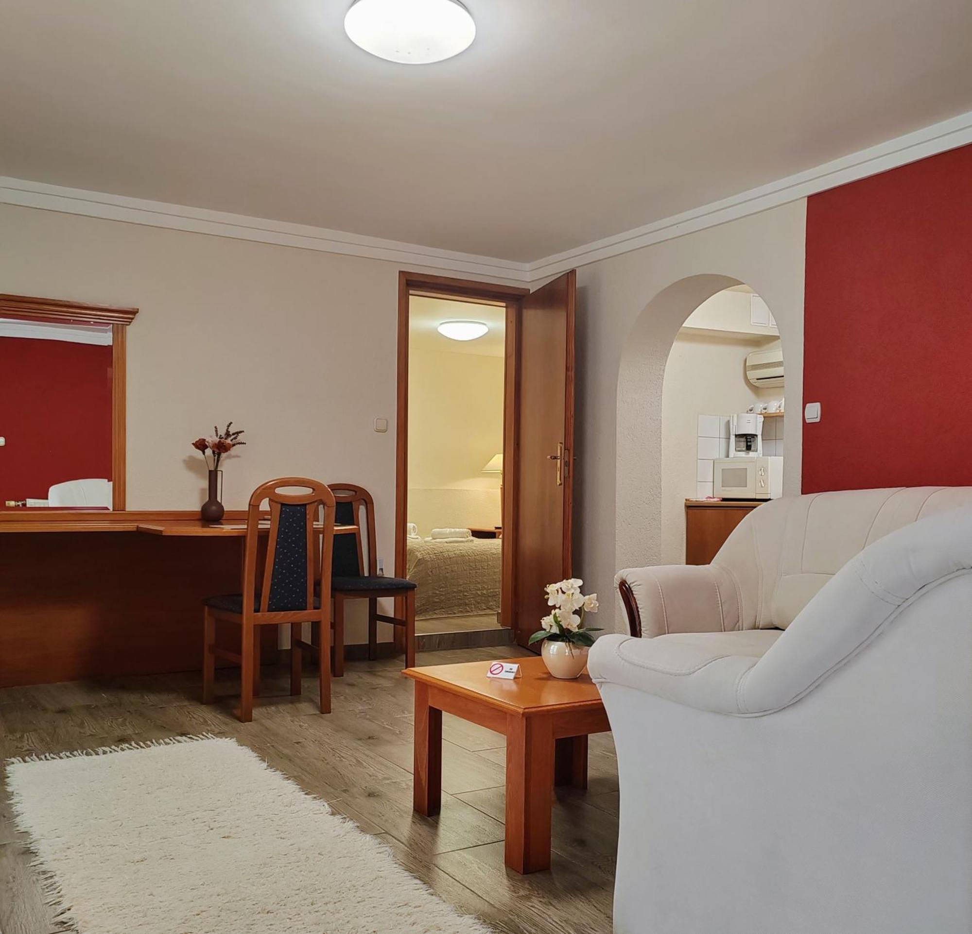 Heviz Apartman Hévíz Buitenkant foto