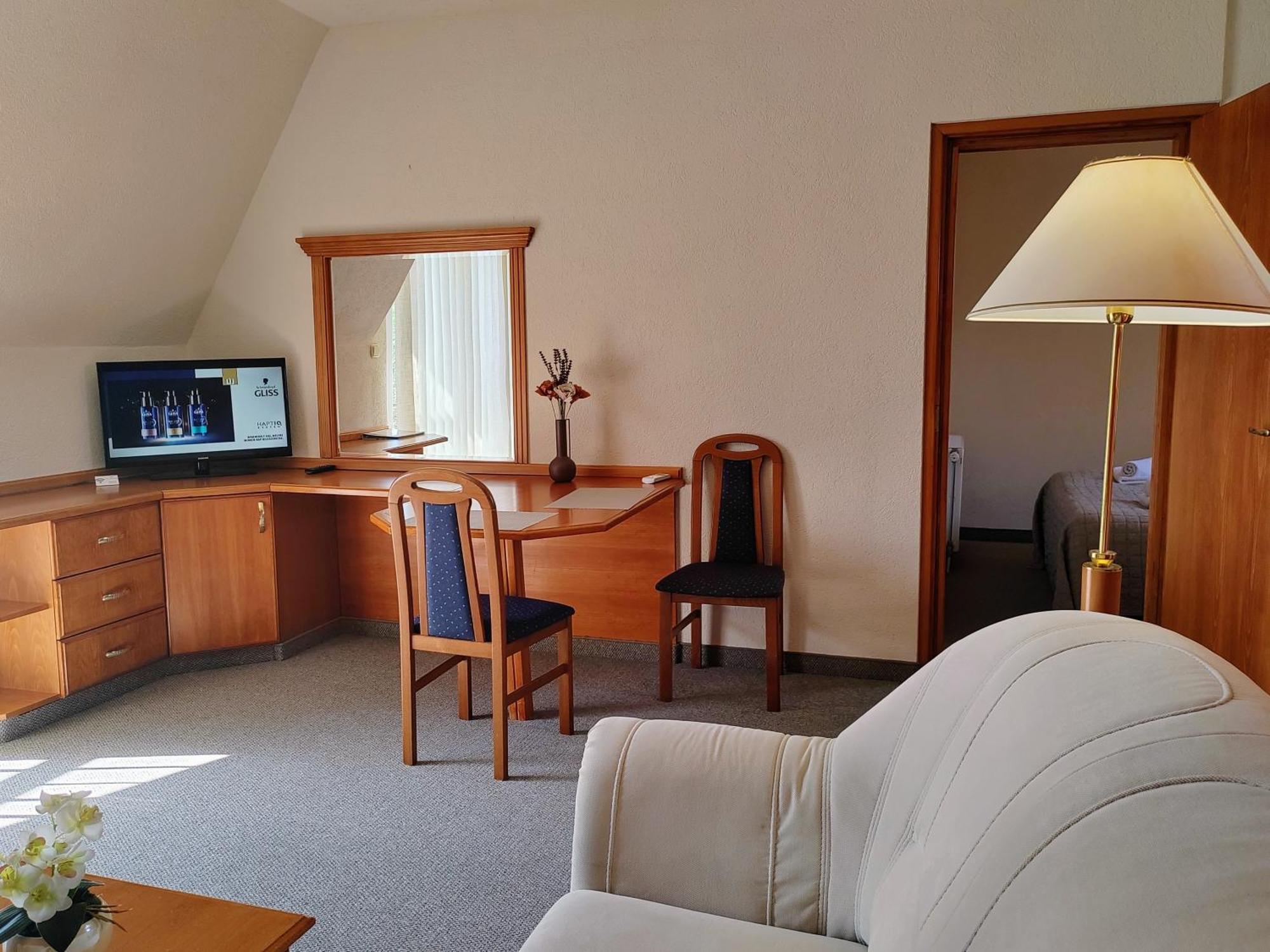 Heviz Apartman Hévíz Buitenkant foto