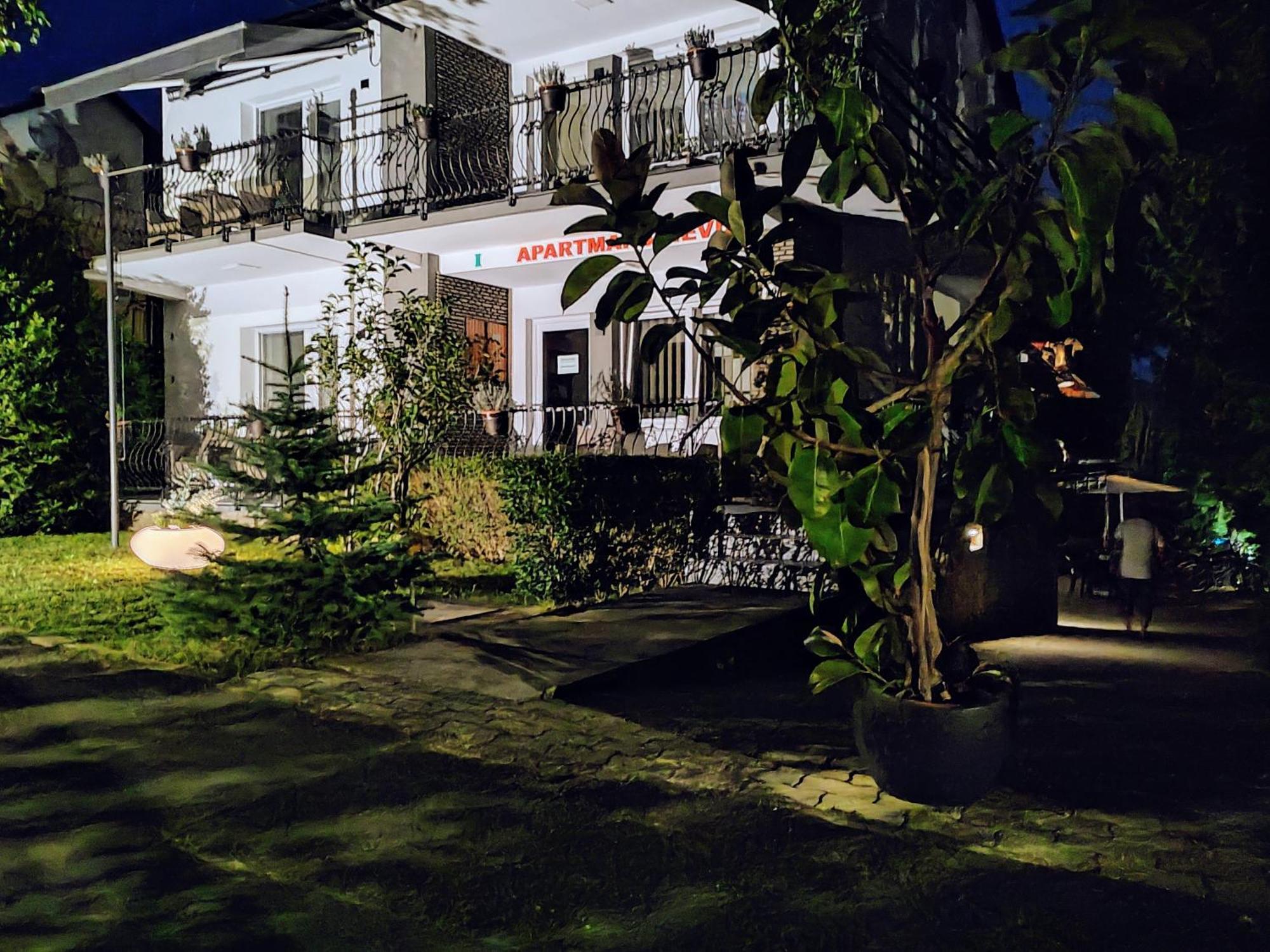 Heviz Apartman Hévíz Buitenkant foto