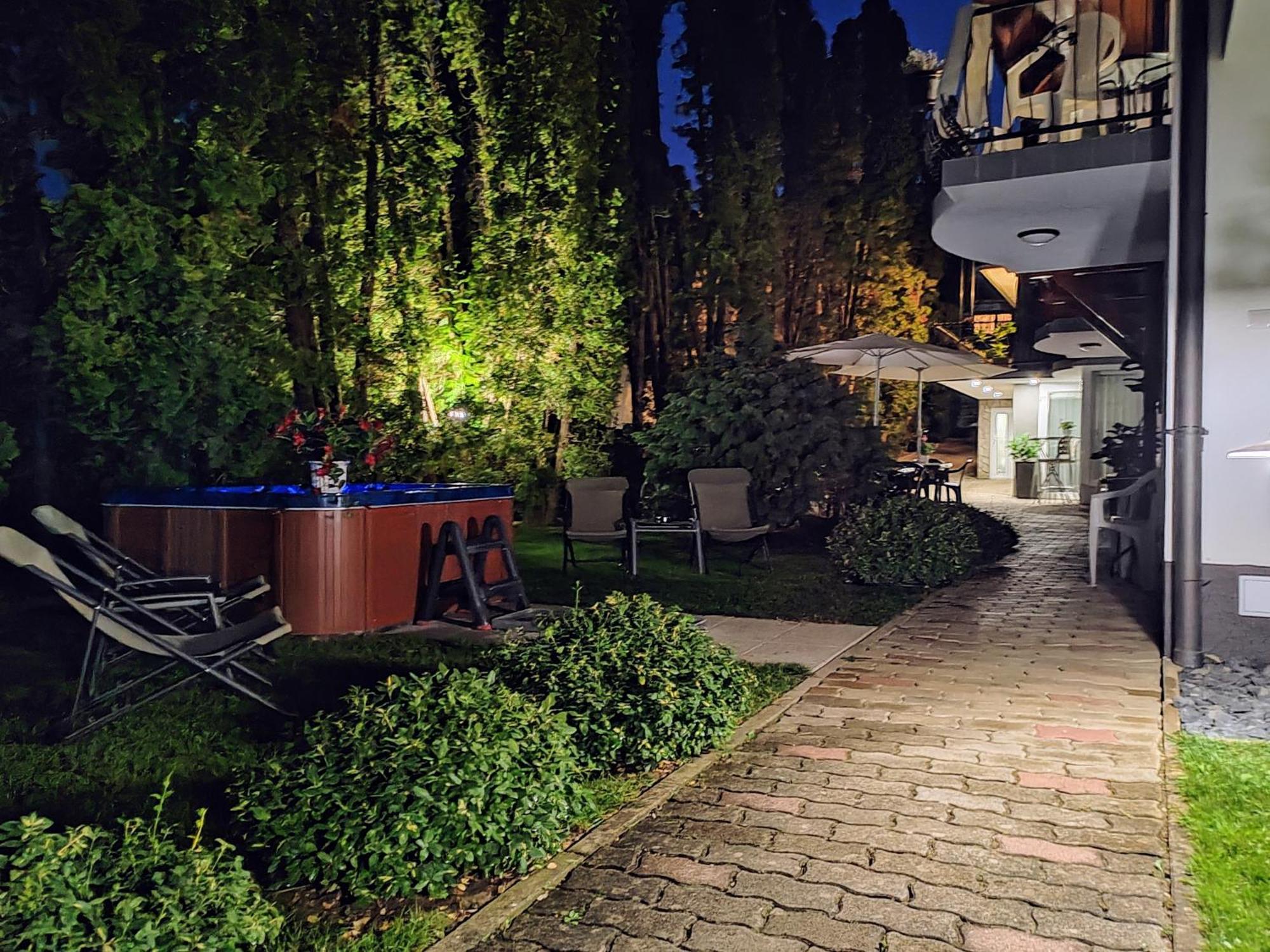 Heviz Apartman Hévíz Buitenkant foto