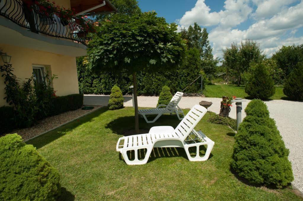 Heviz Apartman Hévíz Buitenkant foto